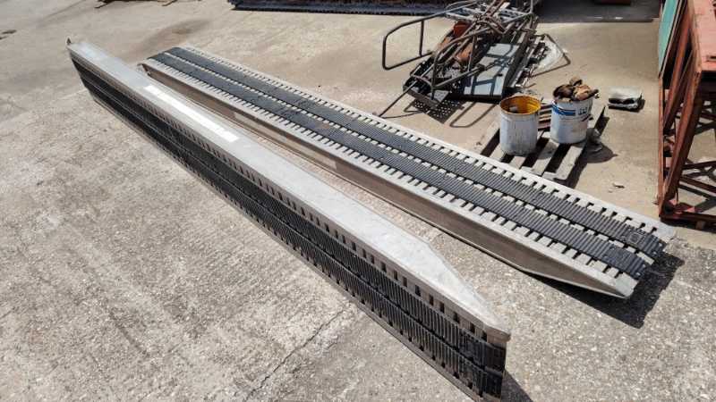 OmecoHub - METALMEC M145-40-45L